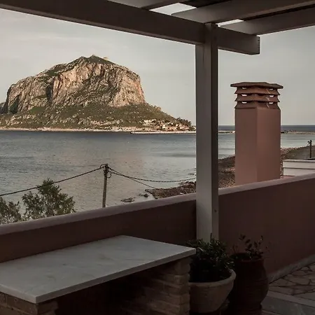 Ξενοδοχείο ακταίον Μονεμβασιά