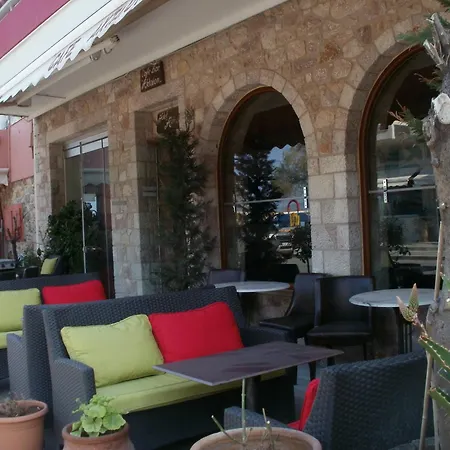 호텔 Aktaion 모넴바시아