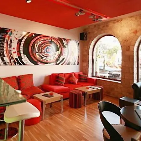 Aktaion Hotel