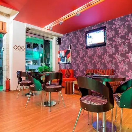 阿克泰昂酒店 酒店 莫奈姆瓦夏