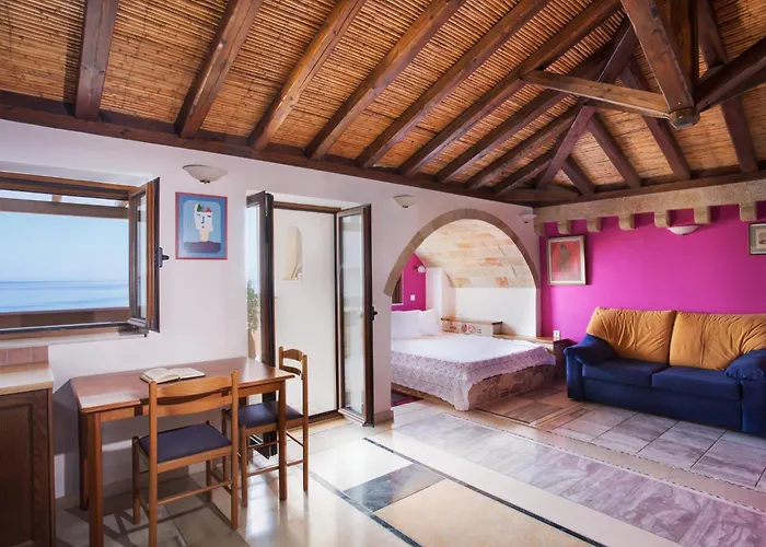 Aktaion * Monemvasia